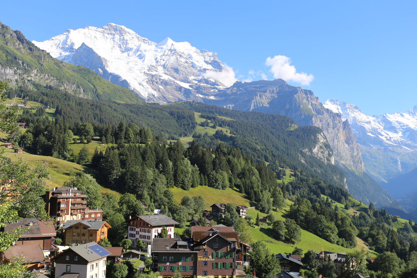 Best Places to Visit in Switzerland: Lauterbrunnen & Wengen | ZeebaLife
