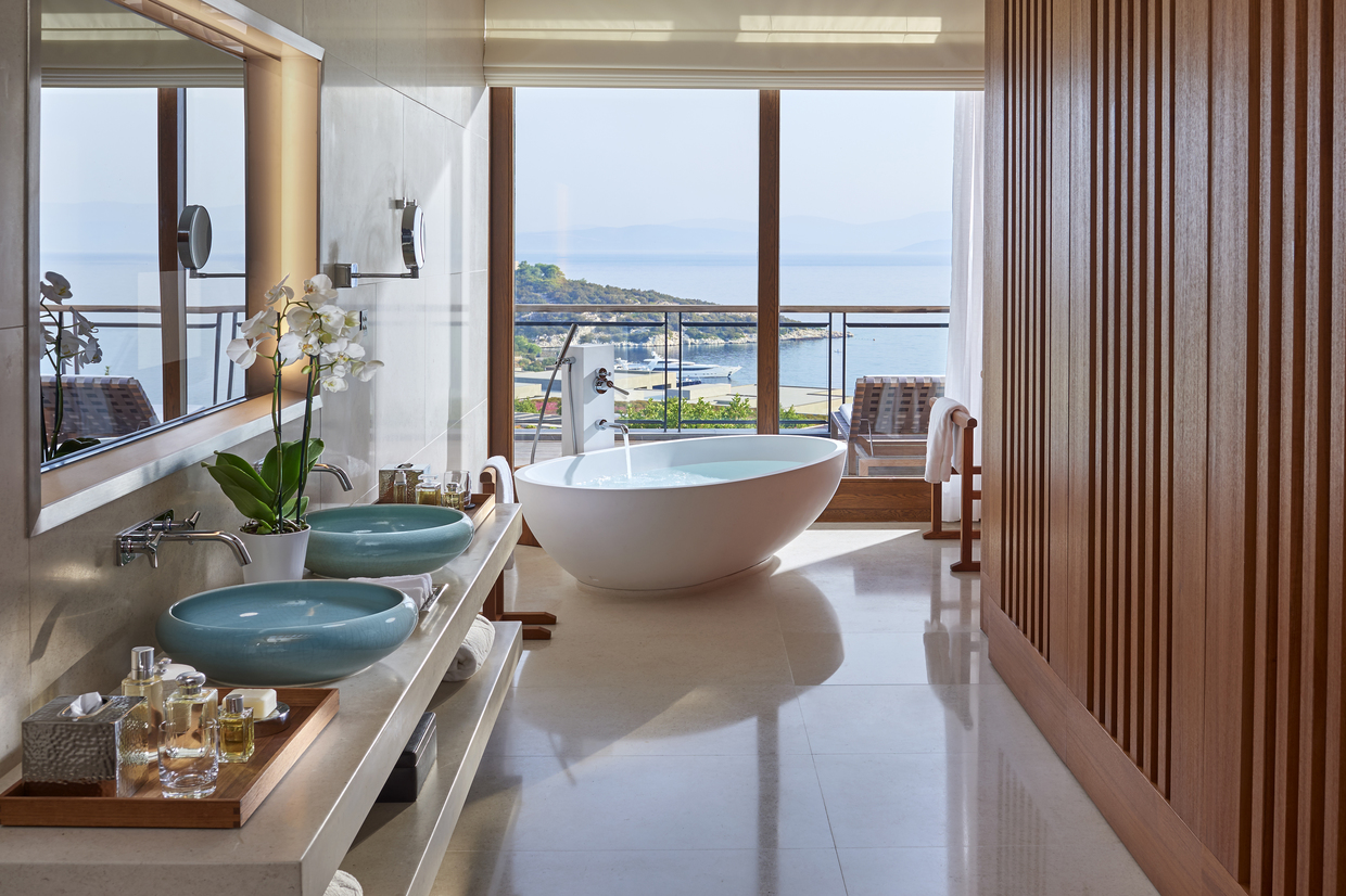 Mandarin Oriental, Bodrum offers legendary global fashion brands and the  top tiers of chic Turkish retail. Mandarin Oriental, Bodrum'da…